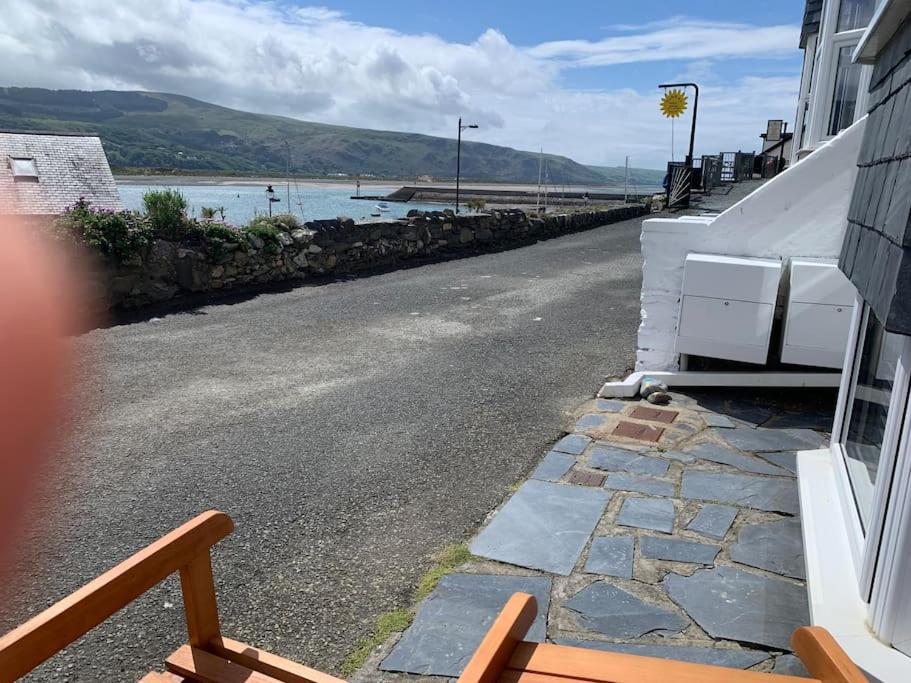 Harbourside 2 Bed Apartment, Barmouth Bridge Views エクステリア 写真