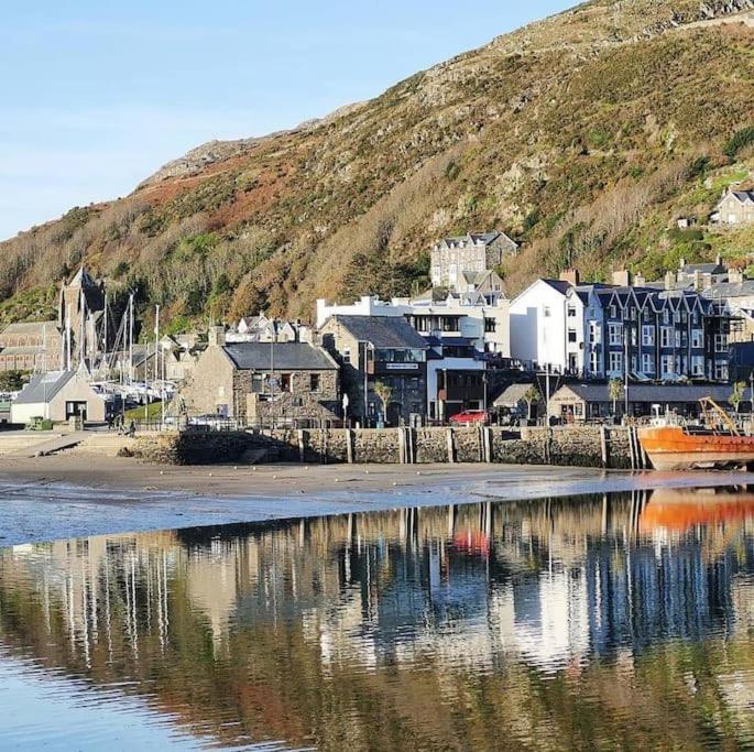 Harbourside 2 Bed Apartment, Barmouth Bridge Views エクステリア 写真